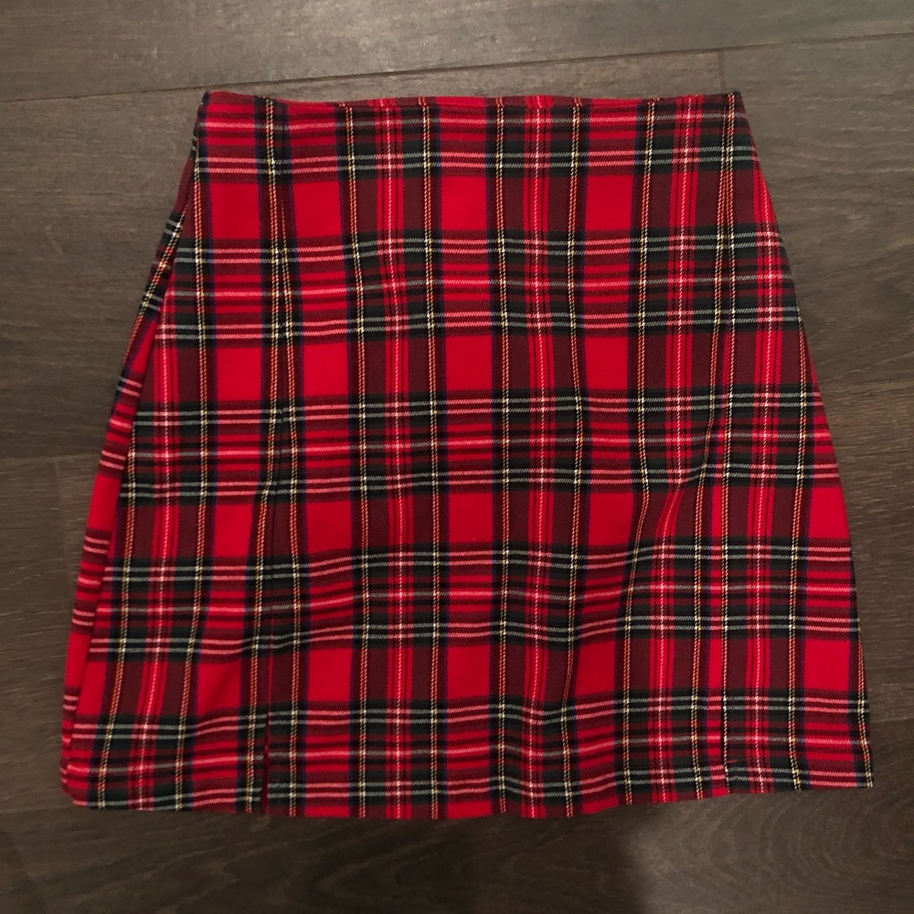 Brandy Melville skirt